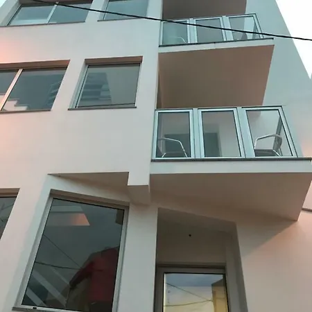 بيت ضيافة Avenida برايا دي ميرا